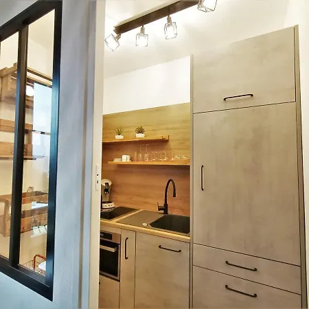 Appartement Confortable Avec Balcon Et Wifi à - Fr-1-555-59